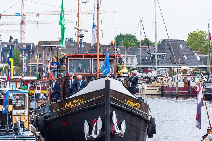 In beeld: 60.000 bezoekers verwacht op Nationale Sleepbootdagen in Zwartsluis - Foto: Peter Denekamp