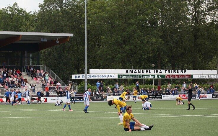 In beeld: KHC trapt zich naar hoogste amateurniveau in Kampen en ’top 3′ in IJsseldelta - Foto: Henk Jan de Gans