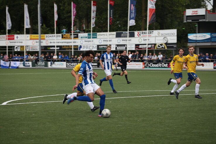 In beeld: KHC trapt zich naar hoogste amateurniveau in Kampen en ’top 3′ in IJsseldelta - Foto: Henk Jan de Gans