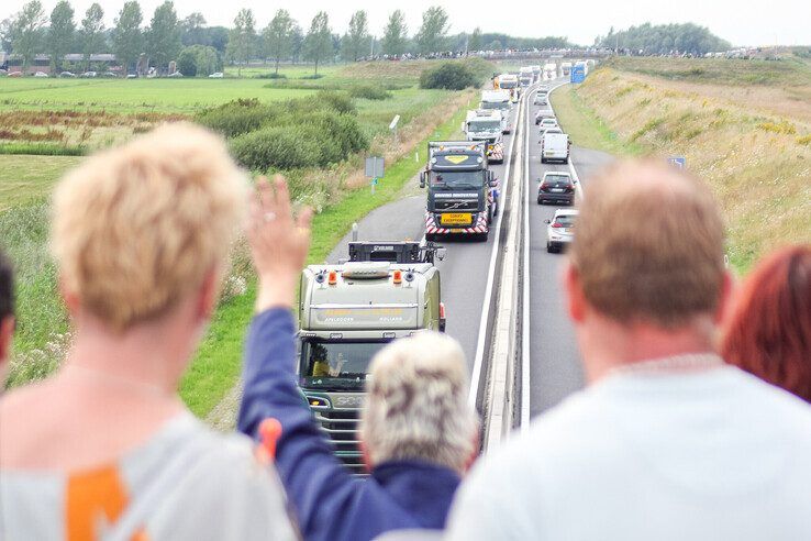 In Beeld: Kampen loopt uit voor Broshuis Truckstar Festival konvooi - Foto: Pascal Winter