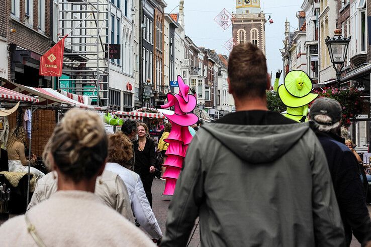 In beeld: Gezellig druk op een-na-laatste Kamper Ui(t)dag van het jaar - Foto: Pascal Winter