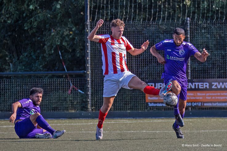 IJVV begint nieuwe seizoen met flinke overwinning - Foto: Hans Smit