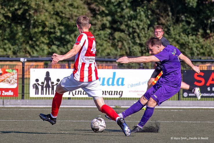 IJVV begint nieuwe seizoen met flinke overwinning - Foto: Hans Smit