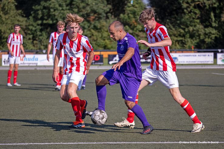 IJVV begint nieuwe seizoen met flinke overwinning - Foto: Hans Smit