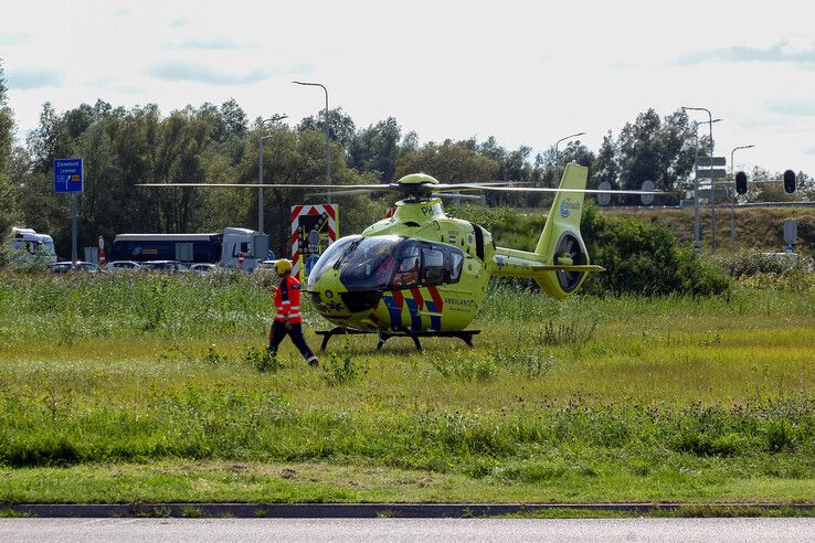 Traumahelikopter geland bij Zambonistraat - Foto: Pascal Winter