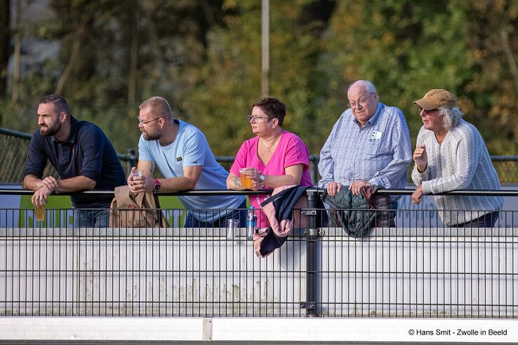 In beeld: ‘s-Heerenbroek schakelt HTC uit in eerste bekerronde, deze teams uit Kampen bekeren ook verder - Foto: Hans Smit